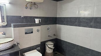 Hotel AJ Himalayan