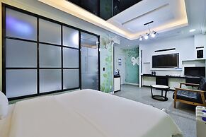 G&G Hotel