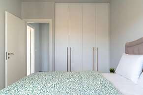 Nisimos Modern Apartment