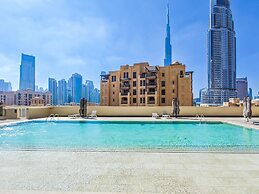 Lavishly Elegant 2BR with Breathtaking Burj View