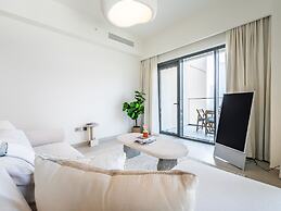 Lavishly Elegant 2BR with Breathtaking Burj View