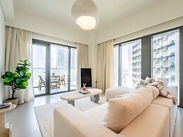Lavishly Elegant 2BR with Breathtaking Burj View
