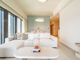 Lavishly Elegant 2BR with Breathtaking Burj View