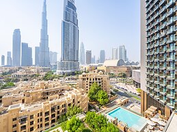 Lavishly Elegant 2BR with Breathtaking Burj View