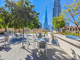 Lavishly Elegant 2BR with Breathtaking Burj View