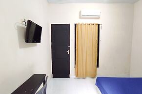 Hotel O Pondok Almirah