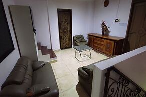 Hotel O Pondok Almirah