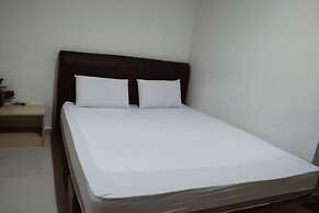 Hotel O Pondok Almirah