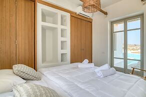 Lil Paros Luxury suites