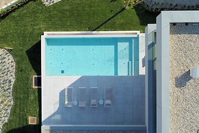LIOQA Resort