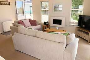 Charming 3-bed Chalet in Abersoch