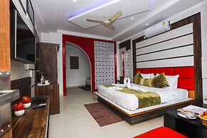 Saalak Lite Eliot Exotica