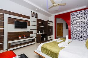 Saalak Lite Eliot Exotica