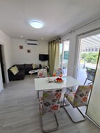 Luxury Apartment Ani II