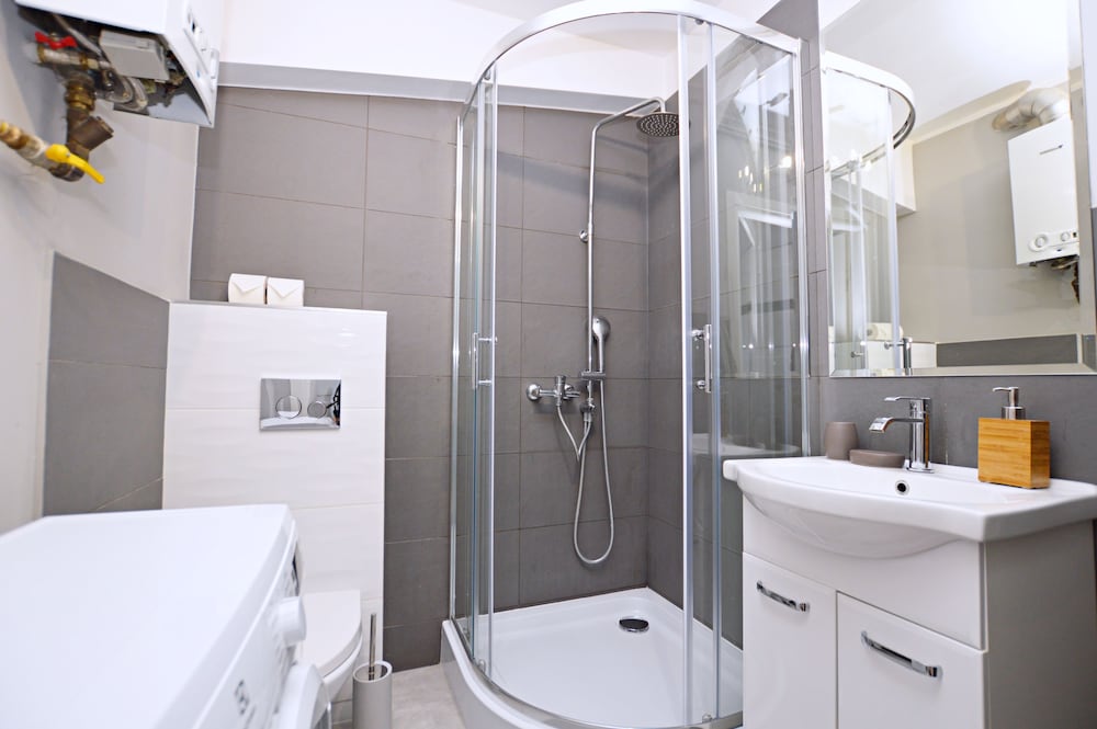 Fiore by 3City Rentals