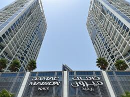 WelHome - Cozy Studio with Canal View in DAMAC Prive