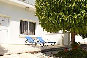 Fedrania Gardens Hotel