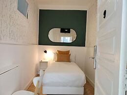 Room27