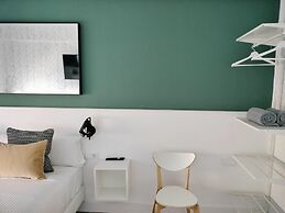 Room27