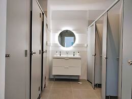 Room27