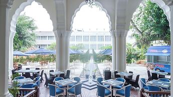 Monopoli Hotel Bukittinggi