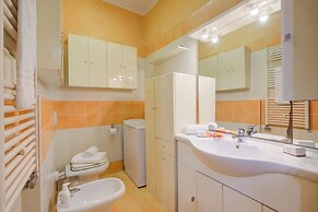 Verbena with parking 500m from the sea