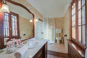 Villa Oasi With Private Pool