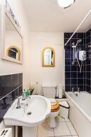 Spacious 2BD House W/private Garden - Kennington!