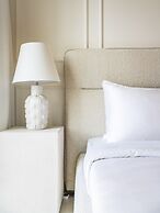 Eloquent Upscale with Breathtaking Burj