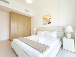 Eloquent Upscale with Breathtaking Burj