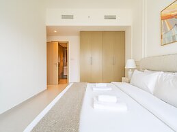 Eloquent Upscale with Breathtaking Burj