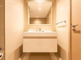 Eloquent Upscale with Breathtaking Burj