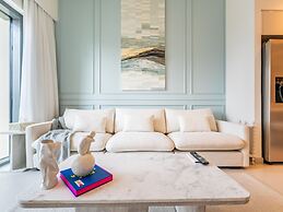 Eloquent Upscale with Breathtaking Burj