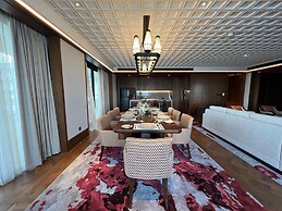 Bali Beach Hotel