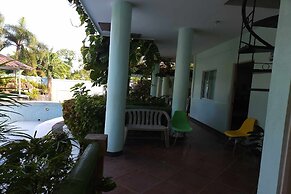 Villa Celine Laguna
