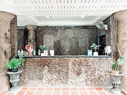 Grand Amazon Hotel