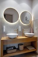Num Suites & Lofts Athens