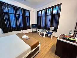 Hotel Manali Palace