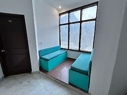 Hotel Manali Palace