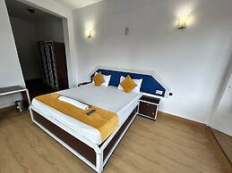 Hotel Manali Palace