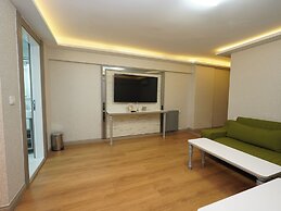 Gazelle Suites