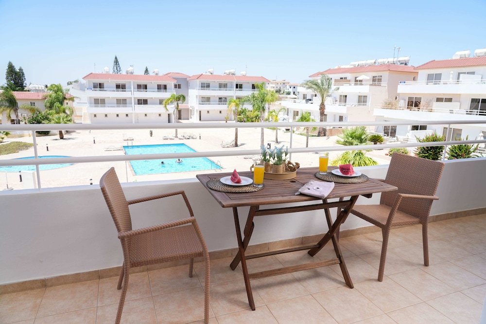Narcissos Nissi Beach Apartment E9