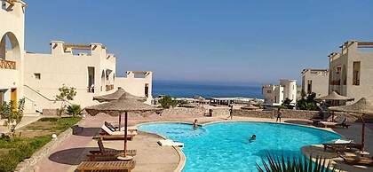 Sunny Dahab