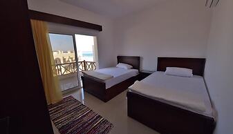 Sunny Dahab