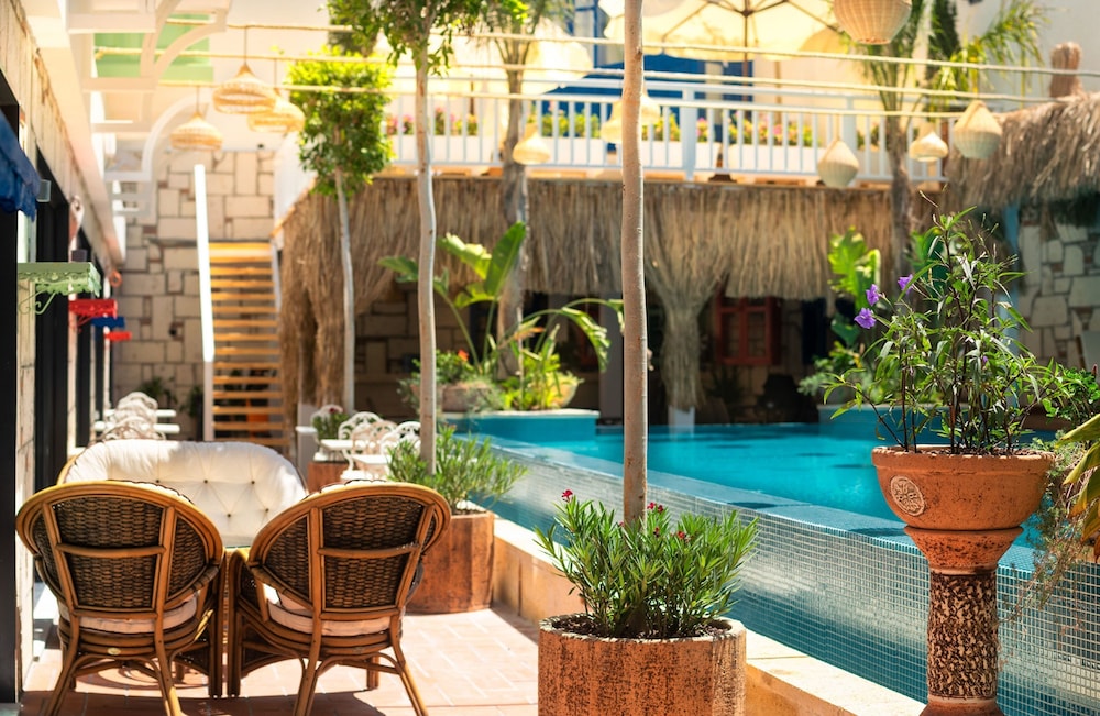 TNR Otel & Spa