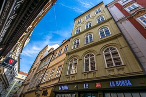 Charles Apartments in Old Town Prague