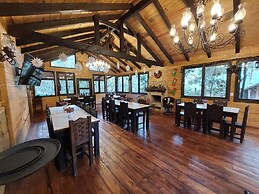 HOTEL LA CABAÑA DEL BOSQUE