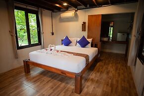 COCO Canopy Boutique Resort