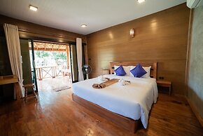 COCO Canopy Boutique Resort