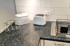 Stunning Apartment Overlooking Pembroke Castle